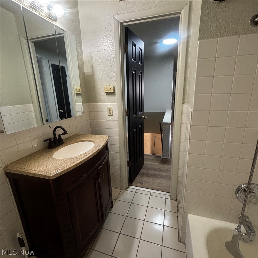 23823 Banbury Circle Warrensville Heights OH 44128