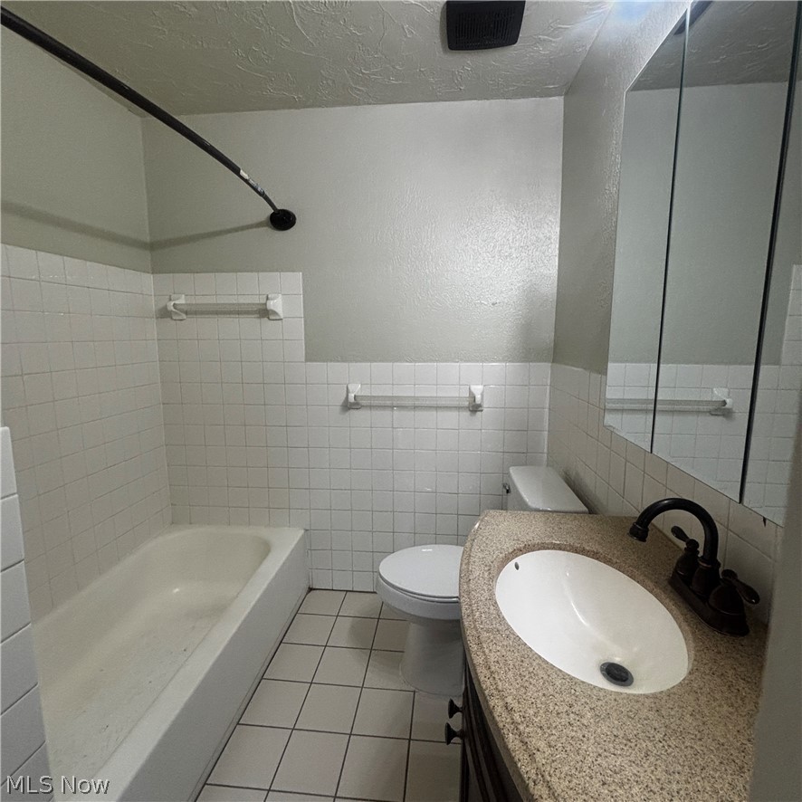23823 Banbury Circle Warrensville Heights OH 44128