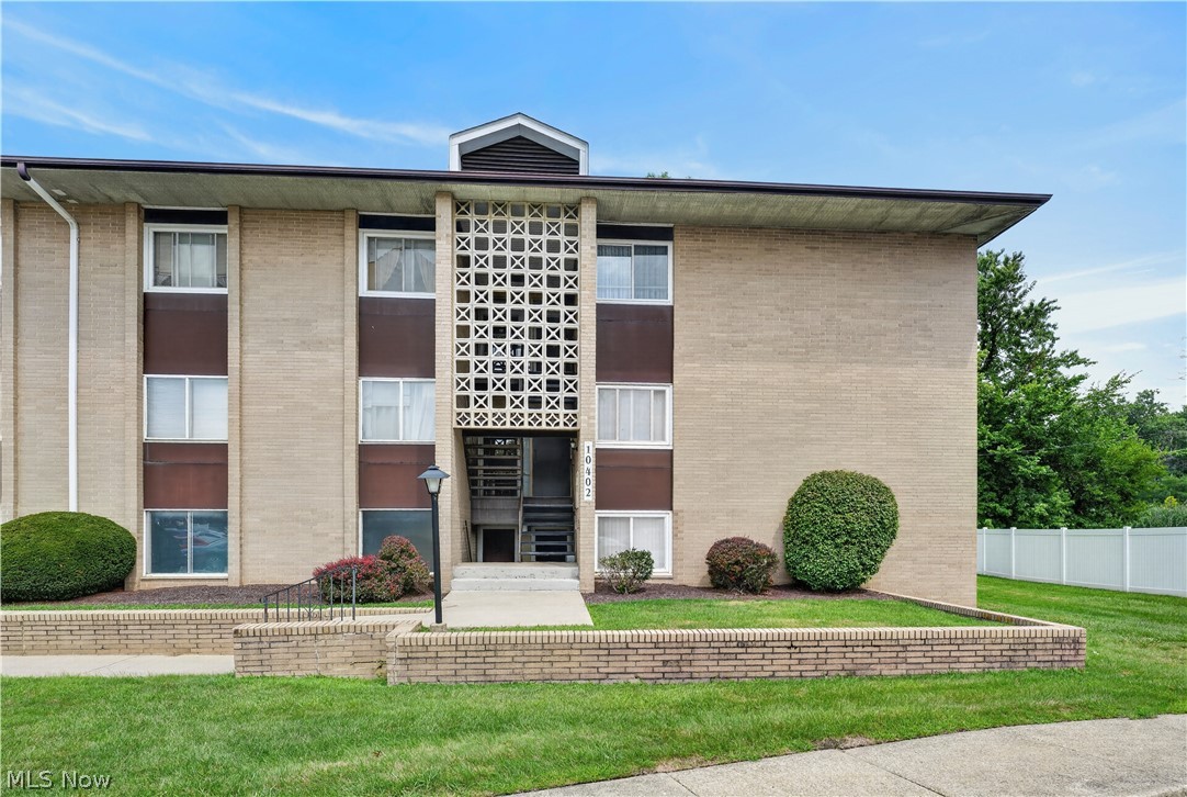 10402 N Church Drive Parma Heights OH 44130