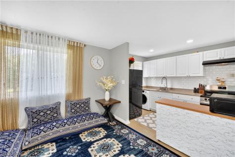 10402 N Church Drive Parma Heights OH 44130