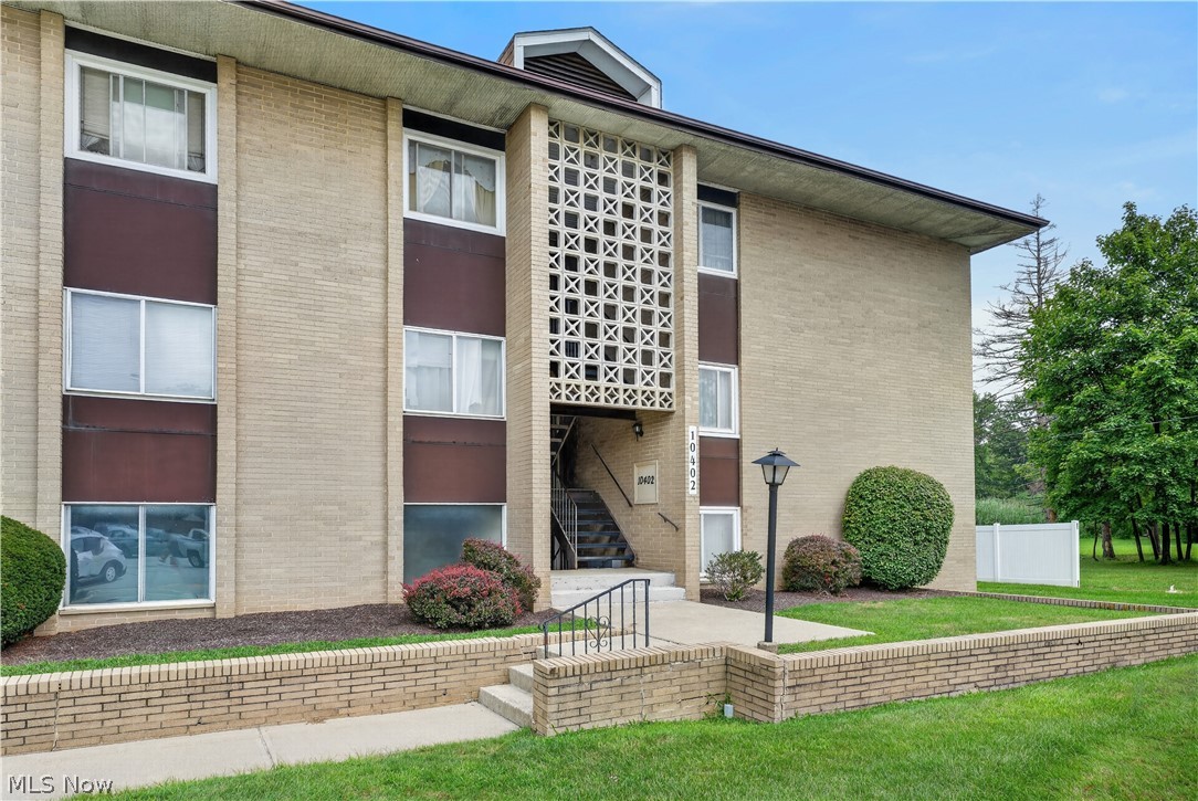 10402 N Church Drive Parma Heights OH 44130
