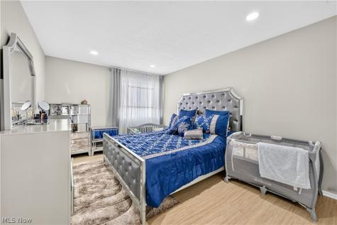 10402 N Church Drive Parma Heights OH 44130