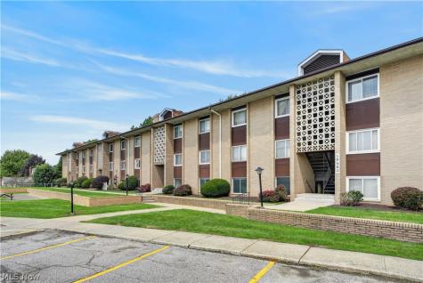 10402 N Church Drive Parma Heights OH 44130