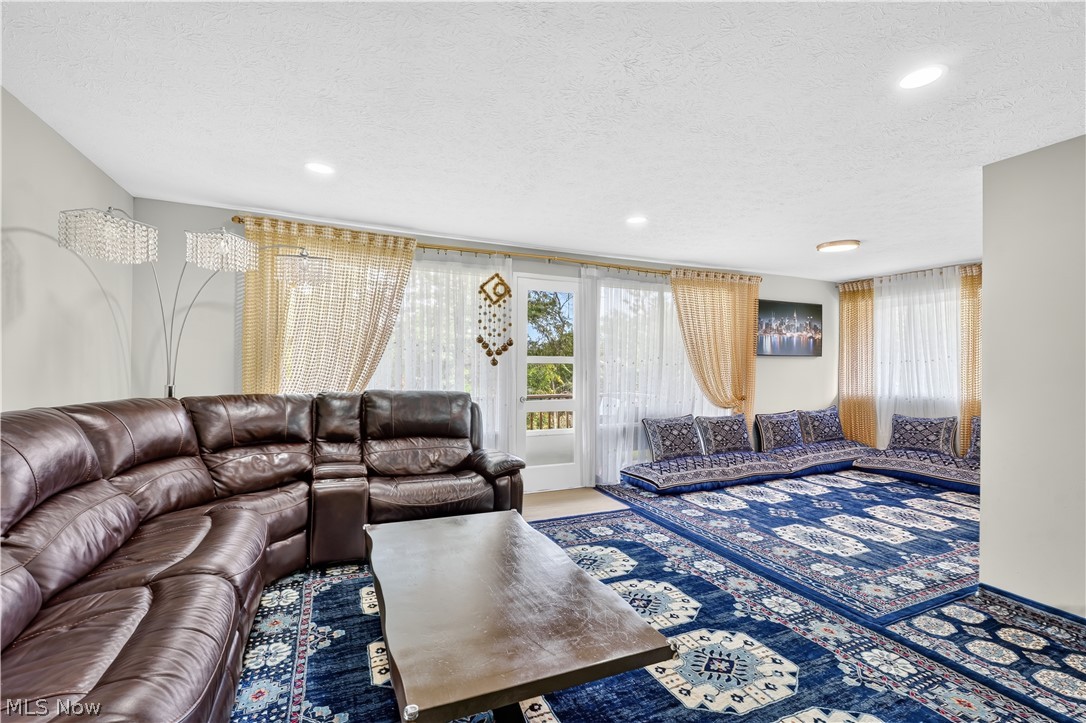 10402 N Church Drive Parma Heights OH 44130