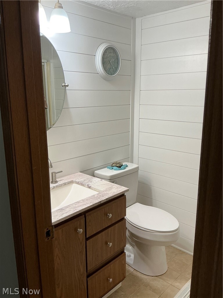 231 Portage Lakes Drive Coventry OH 44319