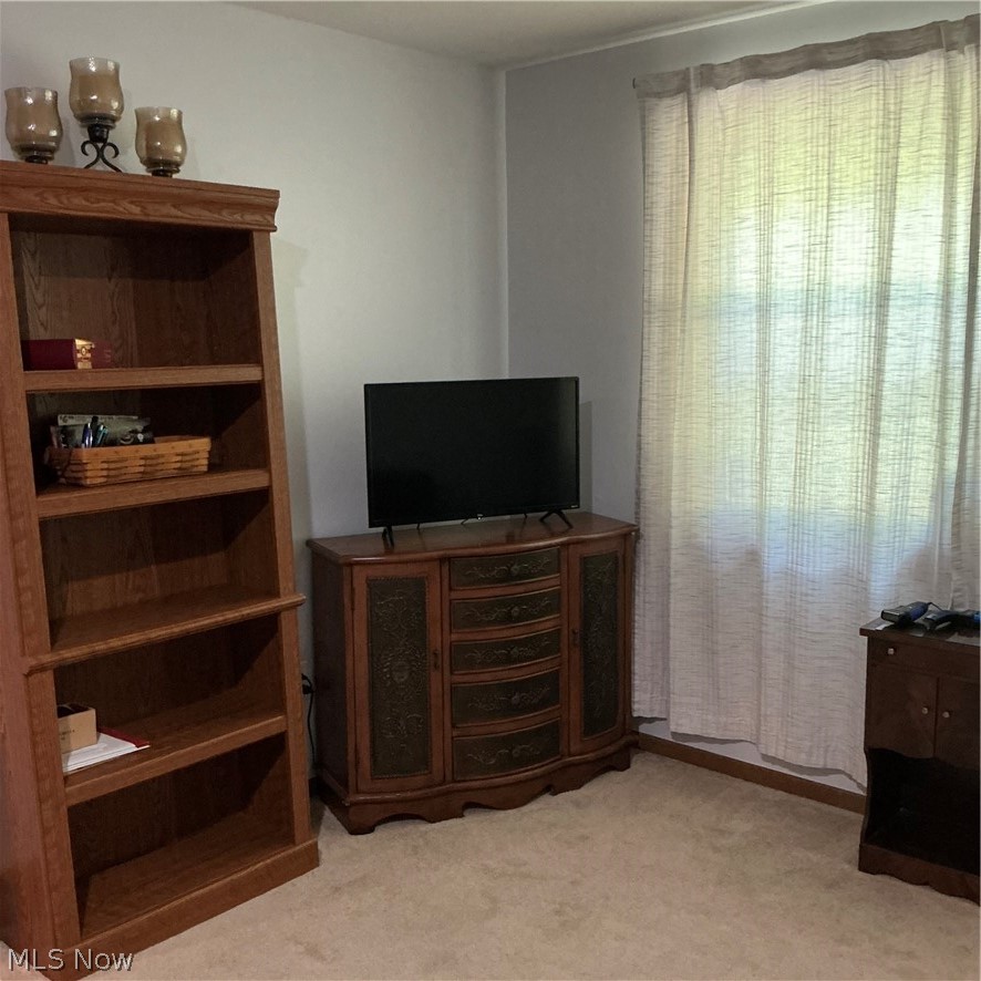 231 Portage Lakes Drive Coventry OH 44319