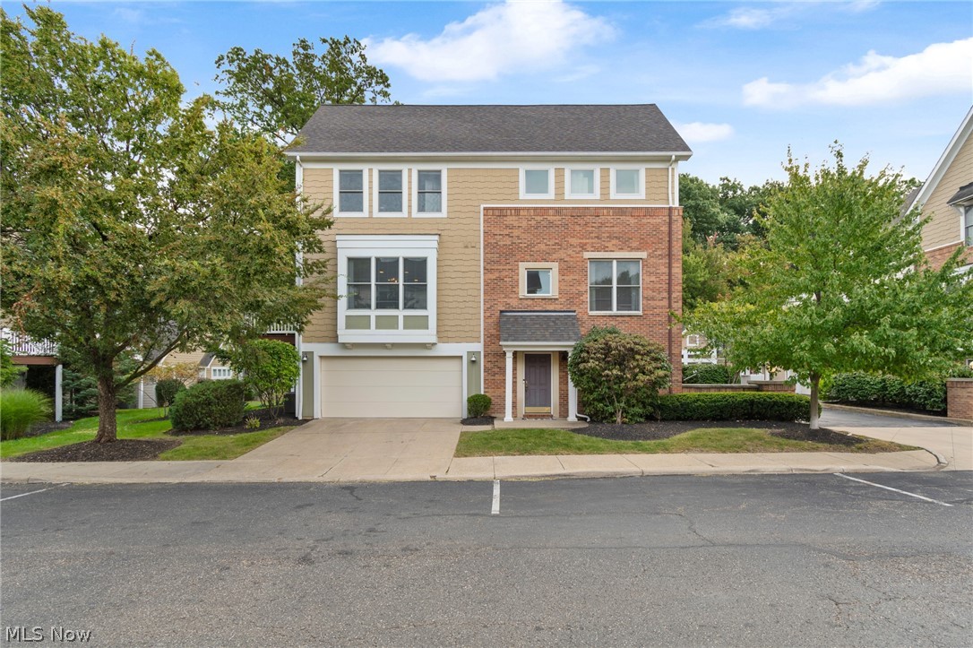 1499 Huntington Lane Cleveland Heights OH 44118