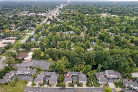 1499 Huntington Lane Cleveland Heights OH 44118