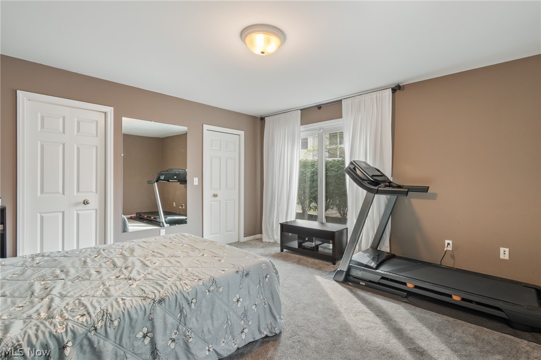 1499 Huntington Lane Cleveland Heights OH 44118