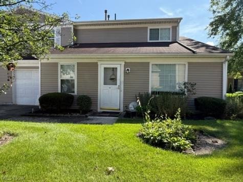 44 Firebush Lane Northfield OH 44067