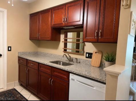 44 Firebush Lane Northfield OH 44067