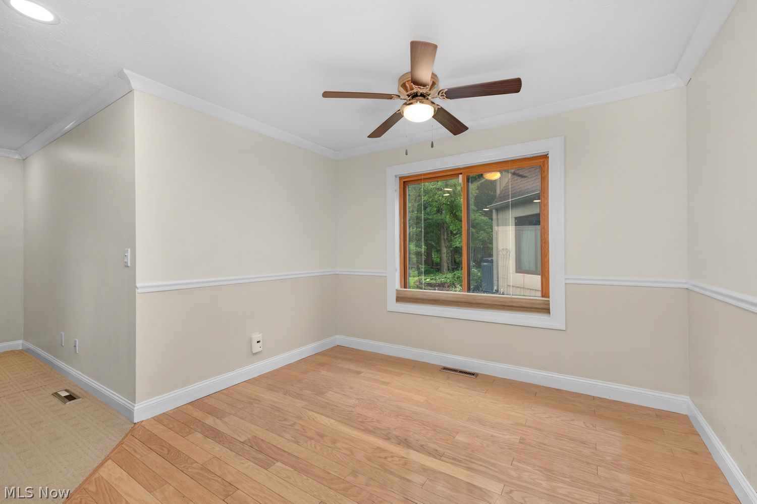 12 Landings Way Avon Lake OH 44012