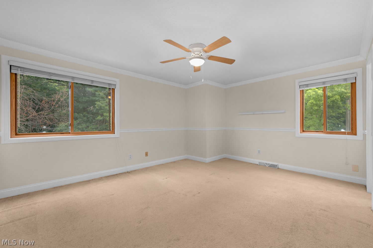 12 Landings Way Avon Lake OH 44012