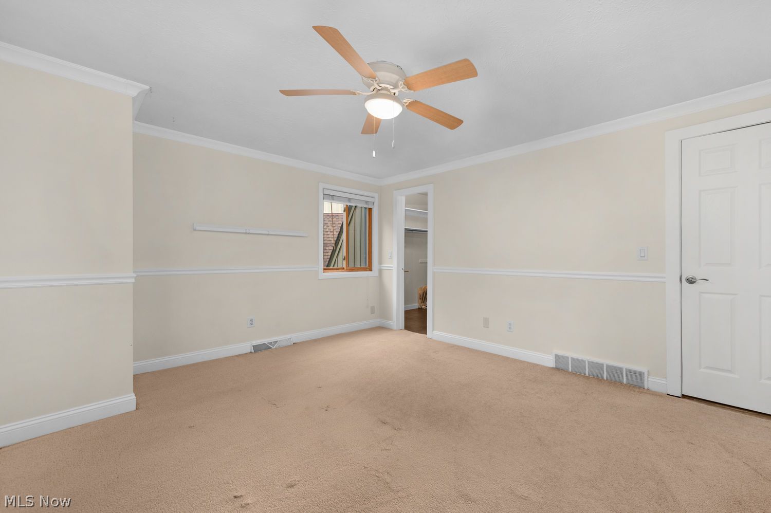 12 Landings Way Avon Lake OH 44012