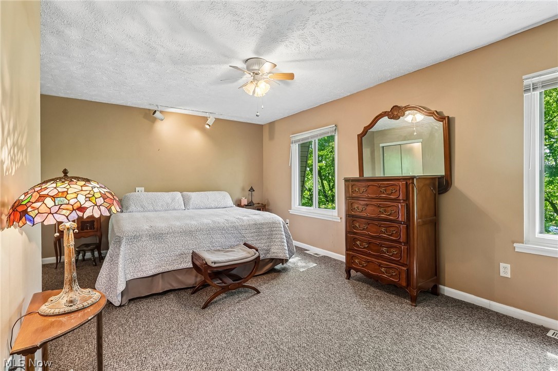 35955 Lakeshore Boulevard Eastlake OH 44095