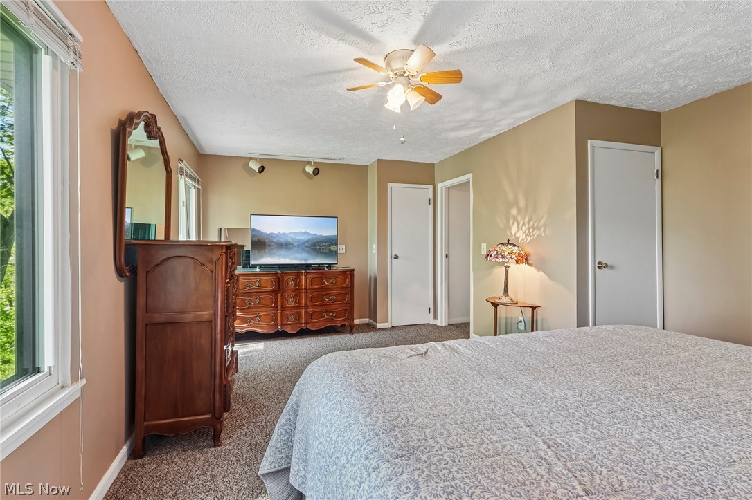 35955 Lakeshore Boulevard Eastlake OH 44095
