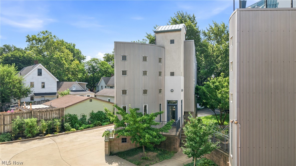 1140 Auburn Avenue Cleveland OH 44113