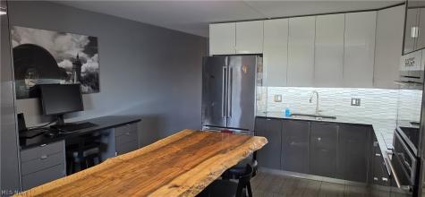 2331 E Market Street Akron OH 44312