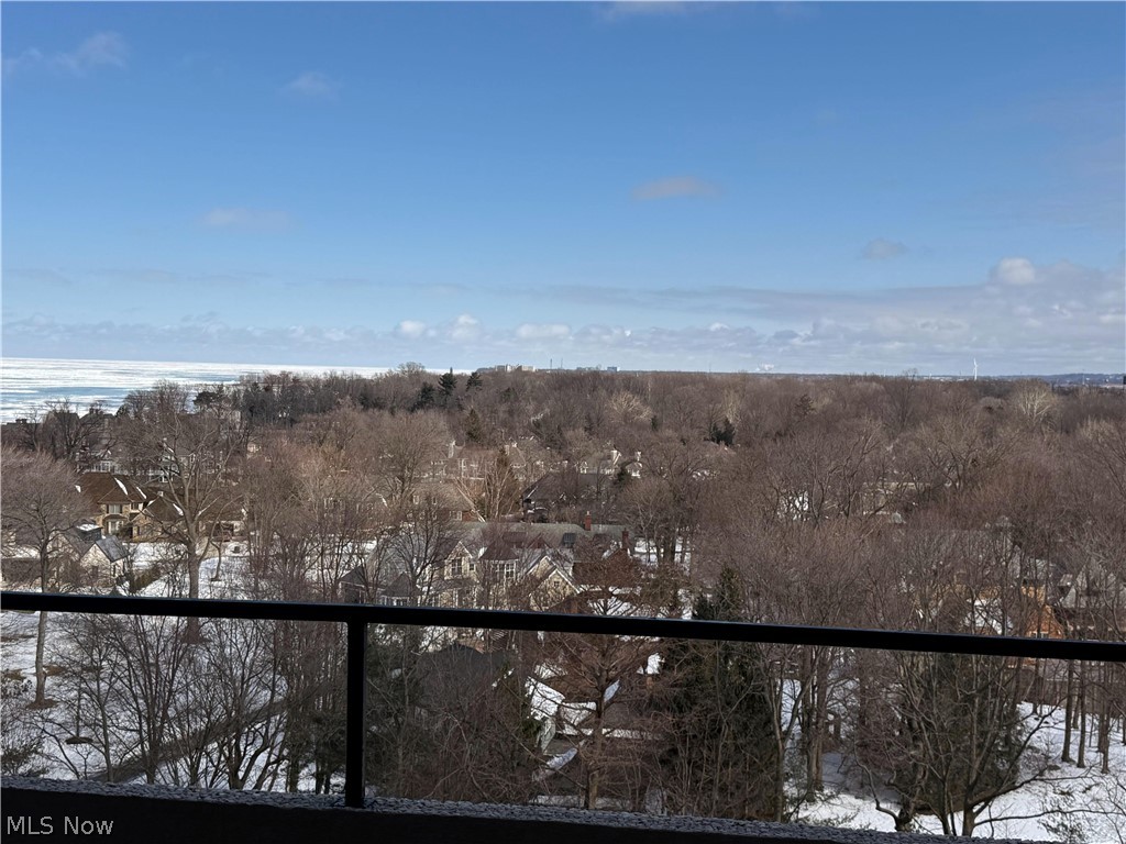 1 Bratenahl Place Bratenahl OH 44108