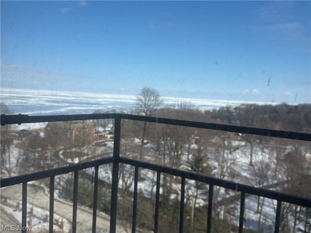 1 Bratenahl Place Bratenahl OH 44108