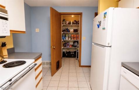 6215 Hidden Creek Drive Lorain OH 44053