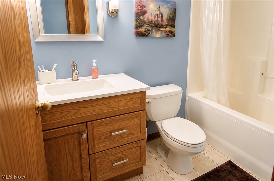 6215 Hidden Creek Drive Lorain OH 44053