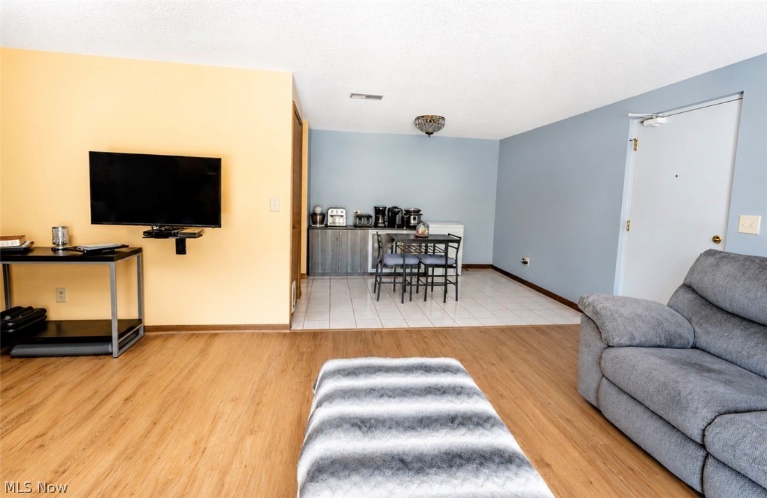 6215 Hidden Creek Drive Lorain OH 44053