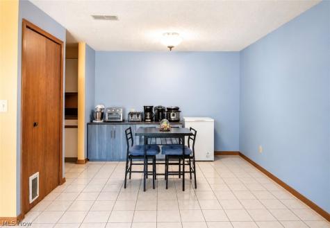 6215 Hidden Creek Drive Lorain OH 44053