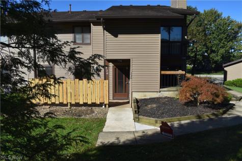 736 Kirkwall Drive Copley OH 44321