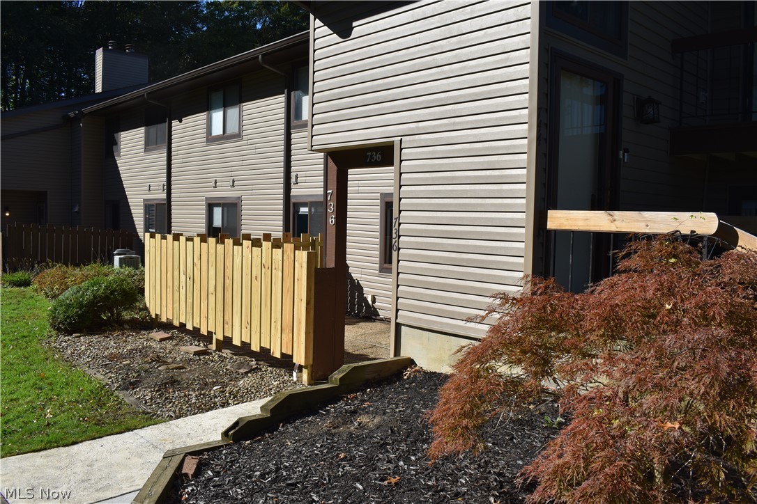 736 Kirkwall Drive Copley OH 44321