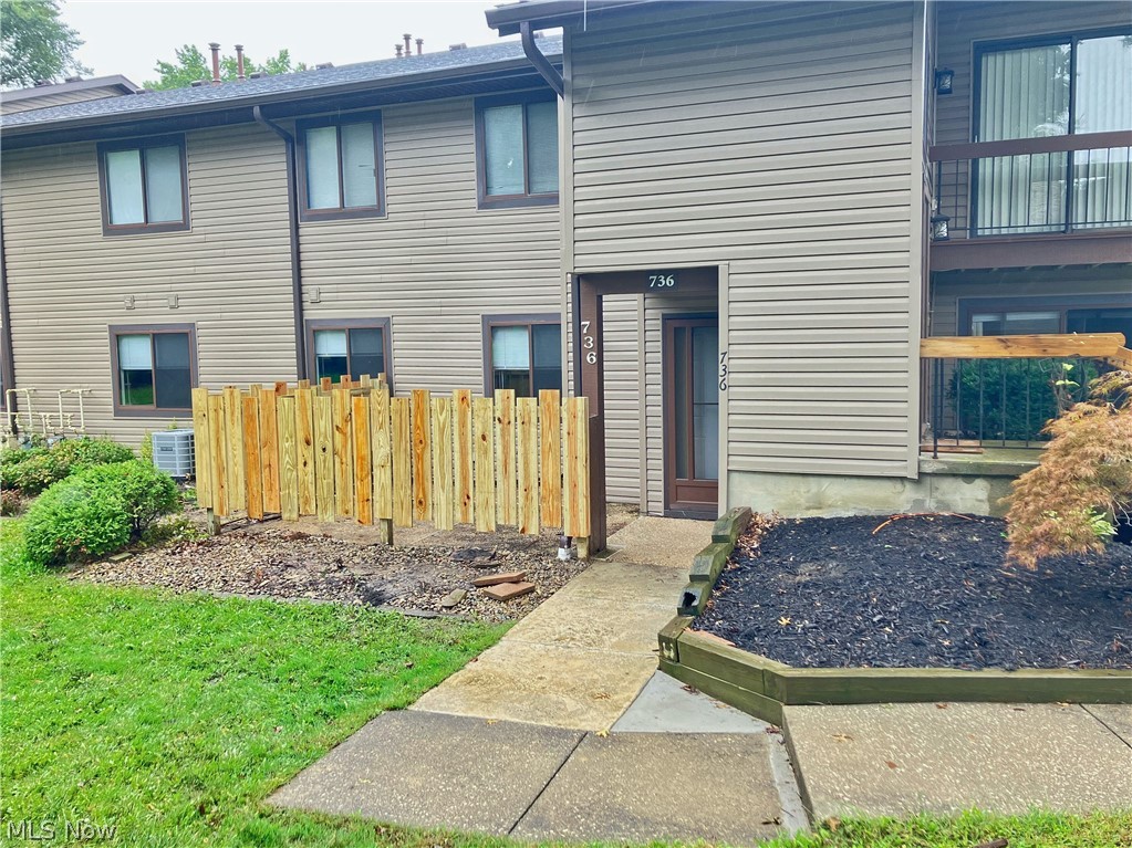 736 Kirkwall Drive Copley OH 44321