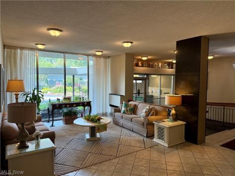25801 Lakeshore Boulevard Euclid OH 44132