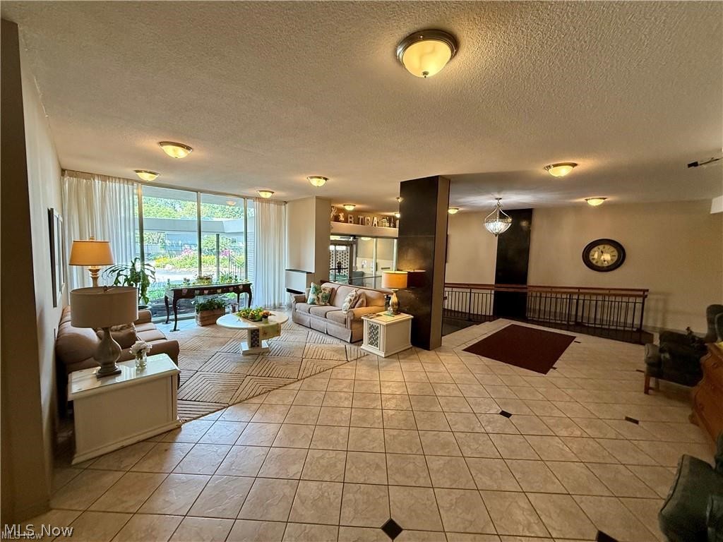 25801 Lakeshore Boulevard Euclid OH 44132
