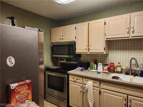 25801 Lakeshore Boulevard Euclid OH 44132