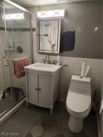 25801 Lakeshore Boulevard Euclid OH 44132