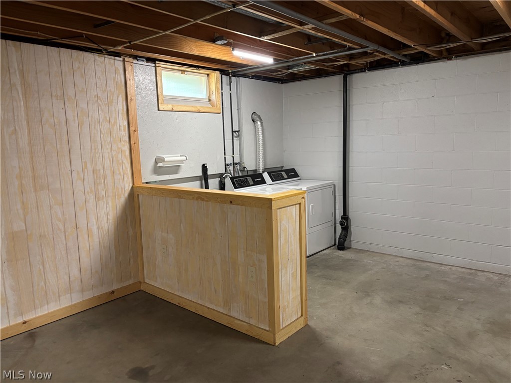 3242 Schneiders Crossing Road NW Dover OH 44622