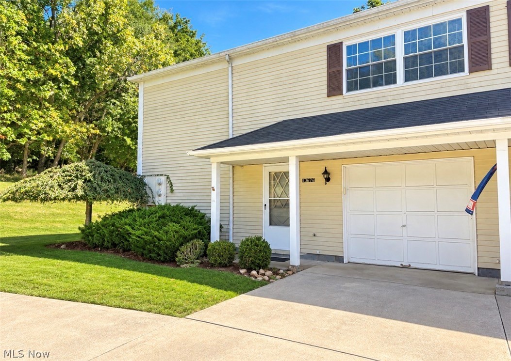 13676 Oakbrook Drive North Royalton OH 44133