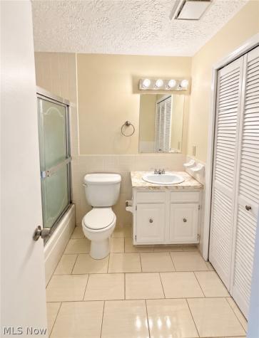 13676 Oakbrook Drive North Royalton OH 44133