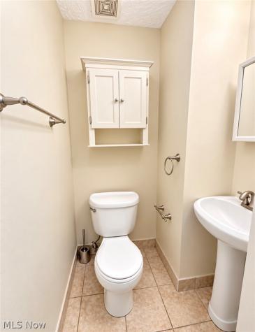13676 Oakbrook Drive North Royalton OH 44133