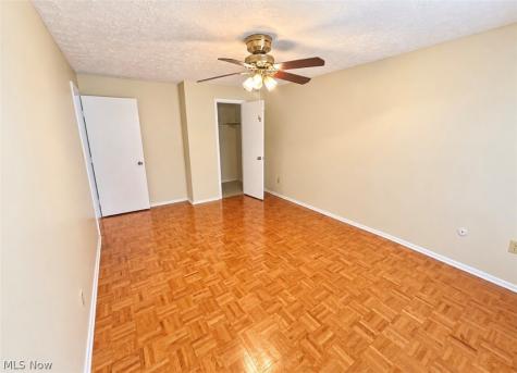 13676 Oakbrook Drive North Royalton OH 44133