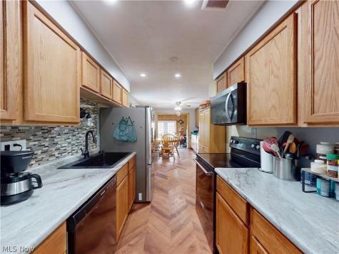 25395 Country Club Boulevard North Olmsted OH 44070