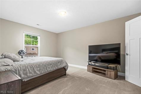 666 Treadway Boulevard Sheffield Lake OH 44054