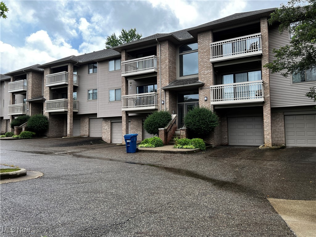 3800 Rosemont Boulevard Fairlawn OH 44333