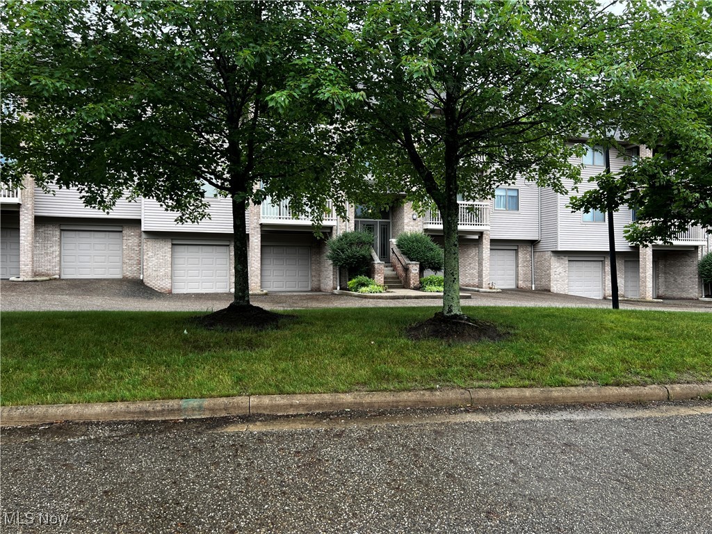 3800 Rosemont Boulevard Fairlawn OH 44333