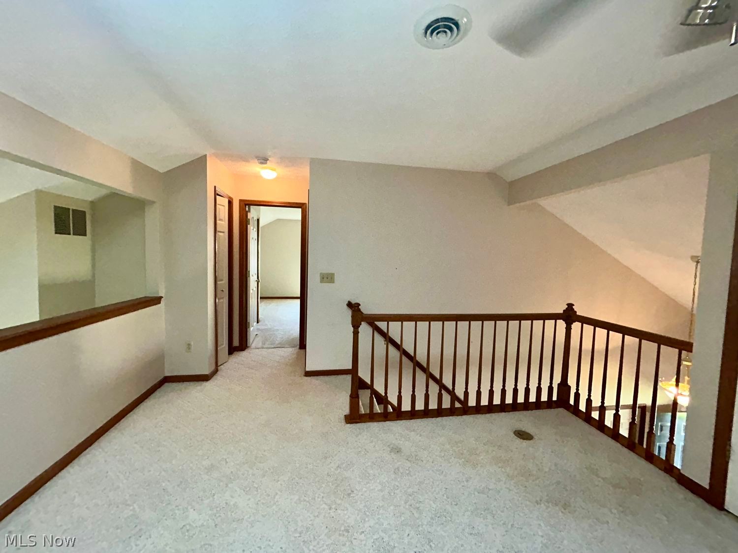 105 Stonehedge Drive Elyria OH 44035