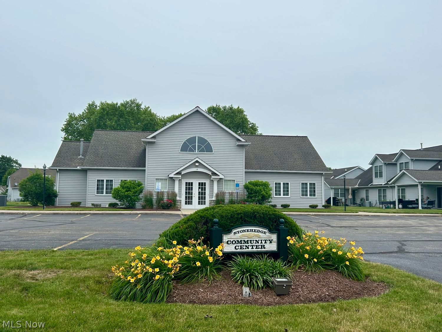 105 Stonehedge Drive Elyria OH 44035