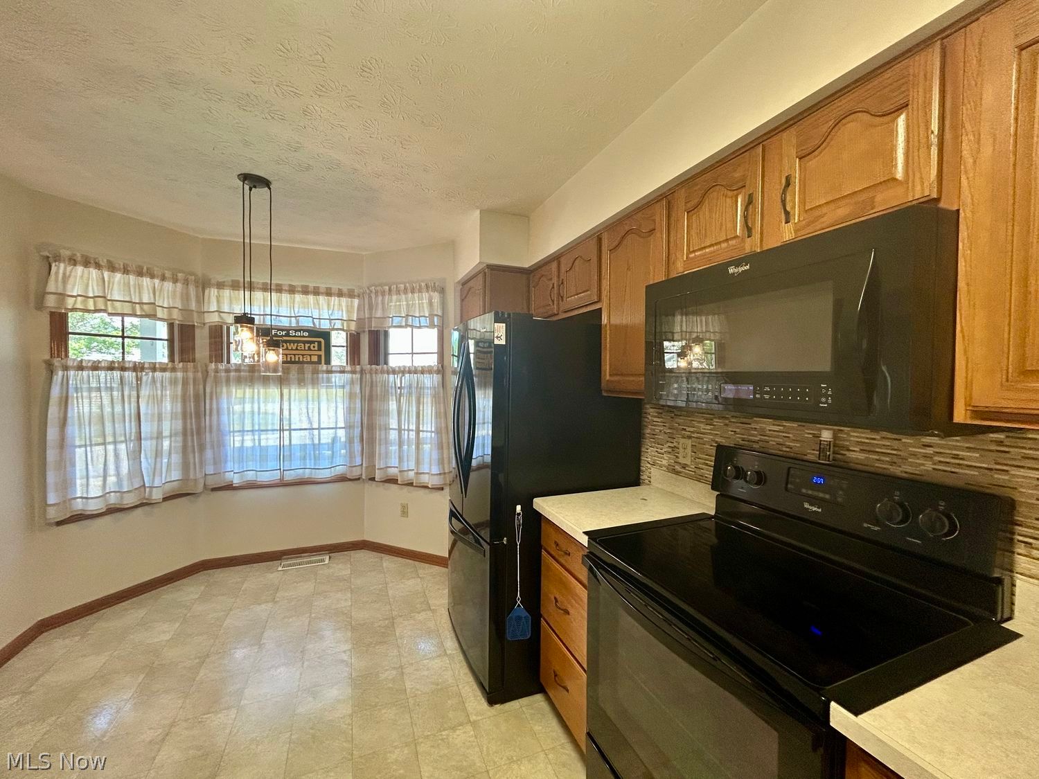 105 Stonehedge Drive Elyria OH 44035