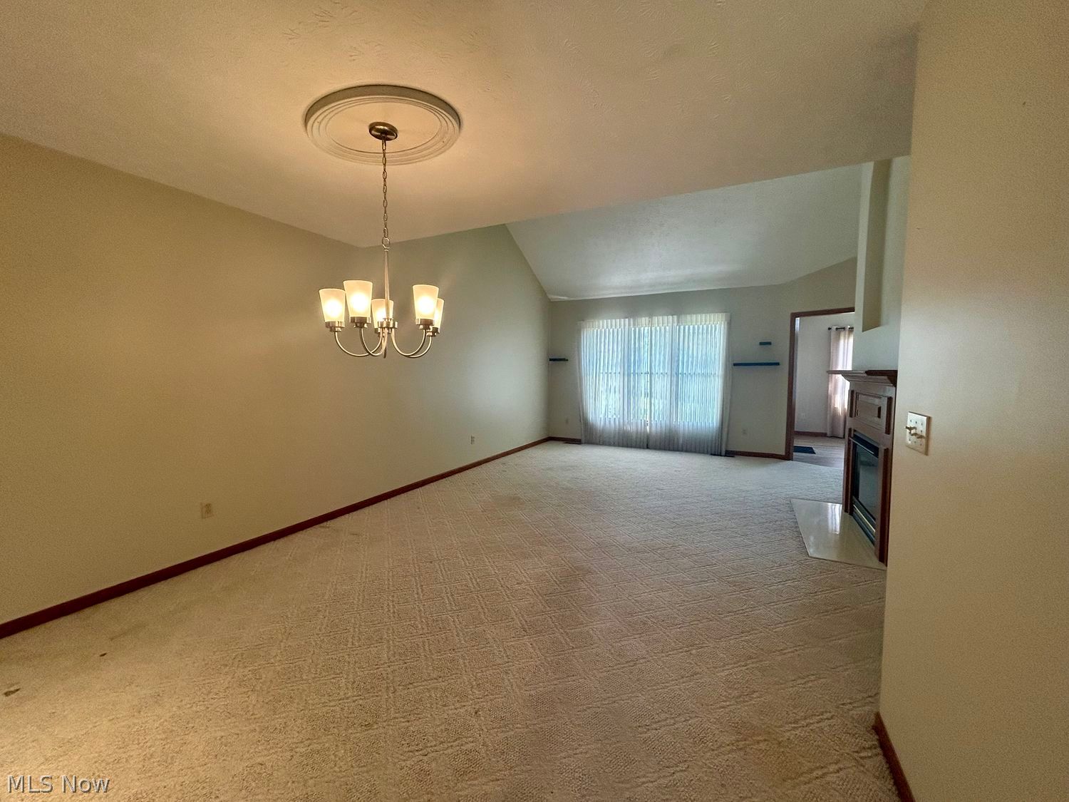 105 Stonehedge Drive Elyria OH 44035