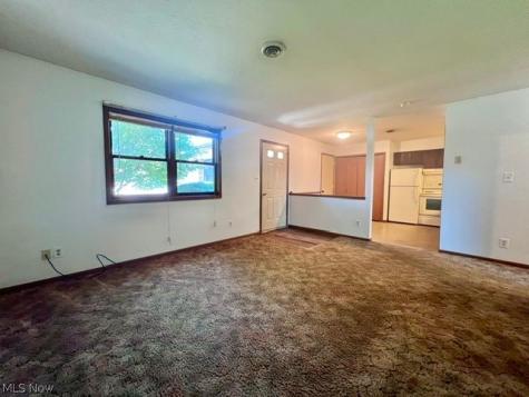 122 Royal Crest Drive Seville OH 44273