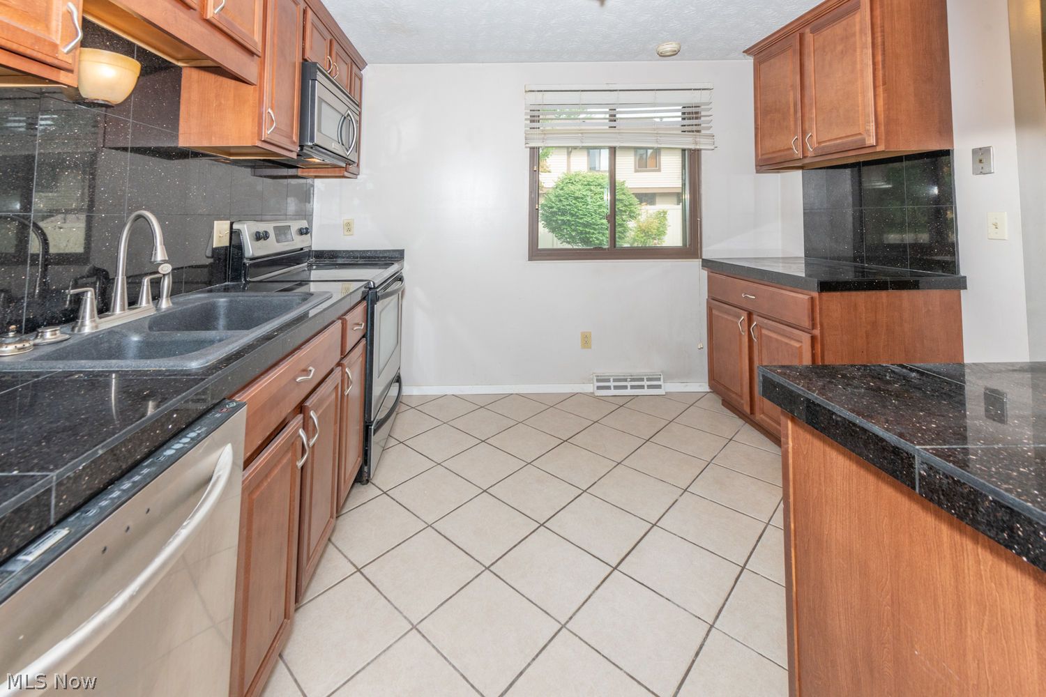 990 Hampton Ridge Drive Akron OH 44313